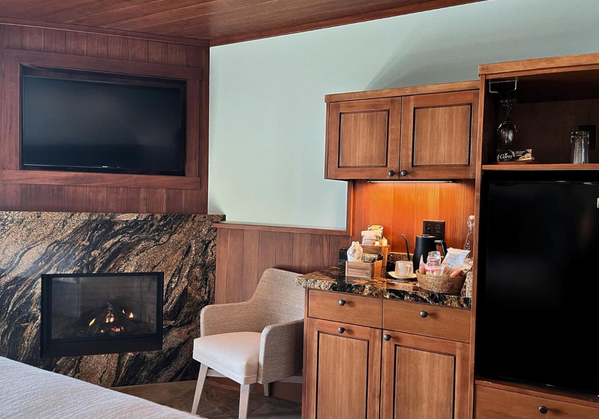 Sacred Rock Inn Elk エクステリア 写真